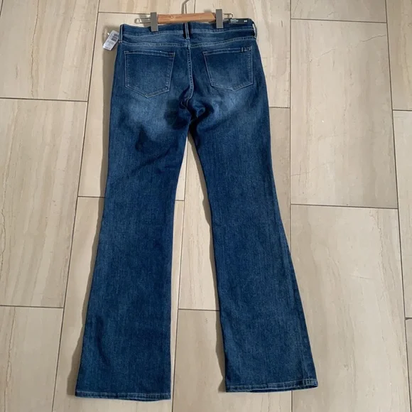 Jeans - Picture 2 of 3